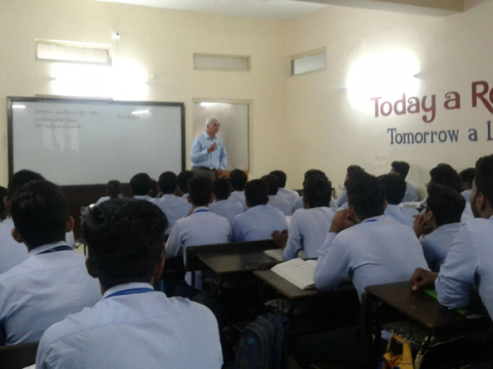 Expert Lecture by Prof (Dr.) D.K. Sharma in BCA Second Year on Data Structure & Algorithm.